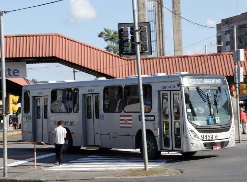 A SMTT informa que o corredor de ônibus da Avenida Presidente Castelo Branco (Beira-Rio) seguirá liberado nesta sexta-feira,