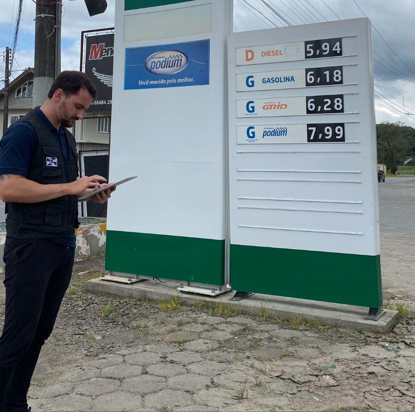 PROCON de Timbó constata redução no preço da gasolina em todos os postos da cidade