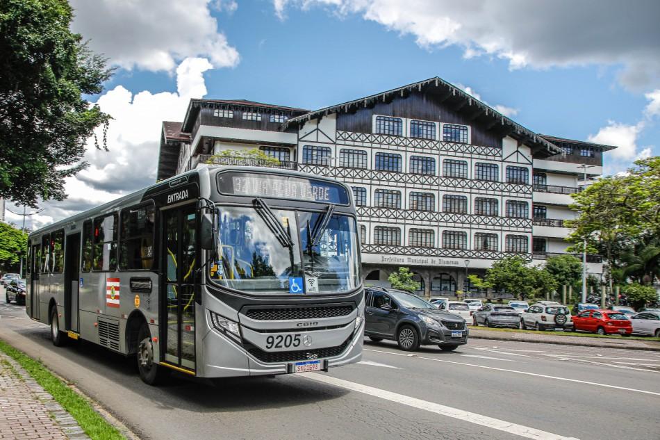 Blumenau anuncia novas viagens no transporte coletivo com a volta às aulas