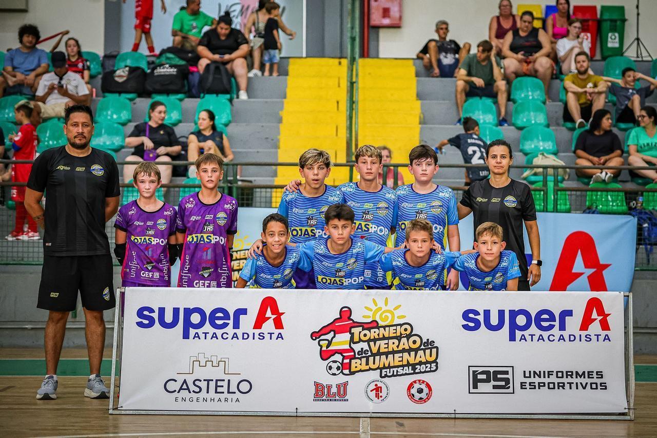 Equipes de Futsal da AEFI/FME Indaial iniciam temporada no Torneio de Verão de Blumenau
