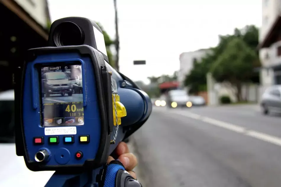 Rua Johann Ohf: Moradores Clamam por Segurança e Paz no Trânsito
