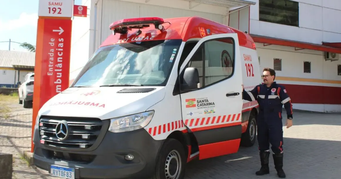 Blumenau ganha nova viatura para atendimento do Samu