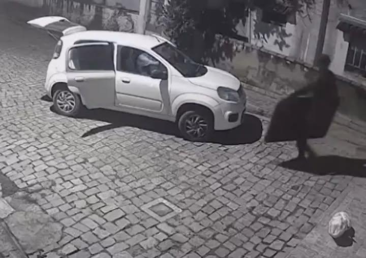 Jovem presa em Blumenau por tentativa de feminicídio revela que plano era matar toda a família