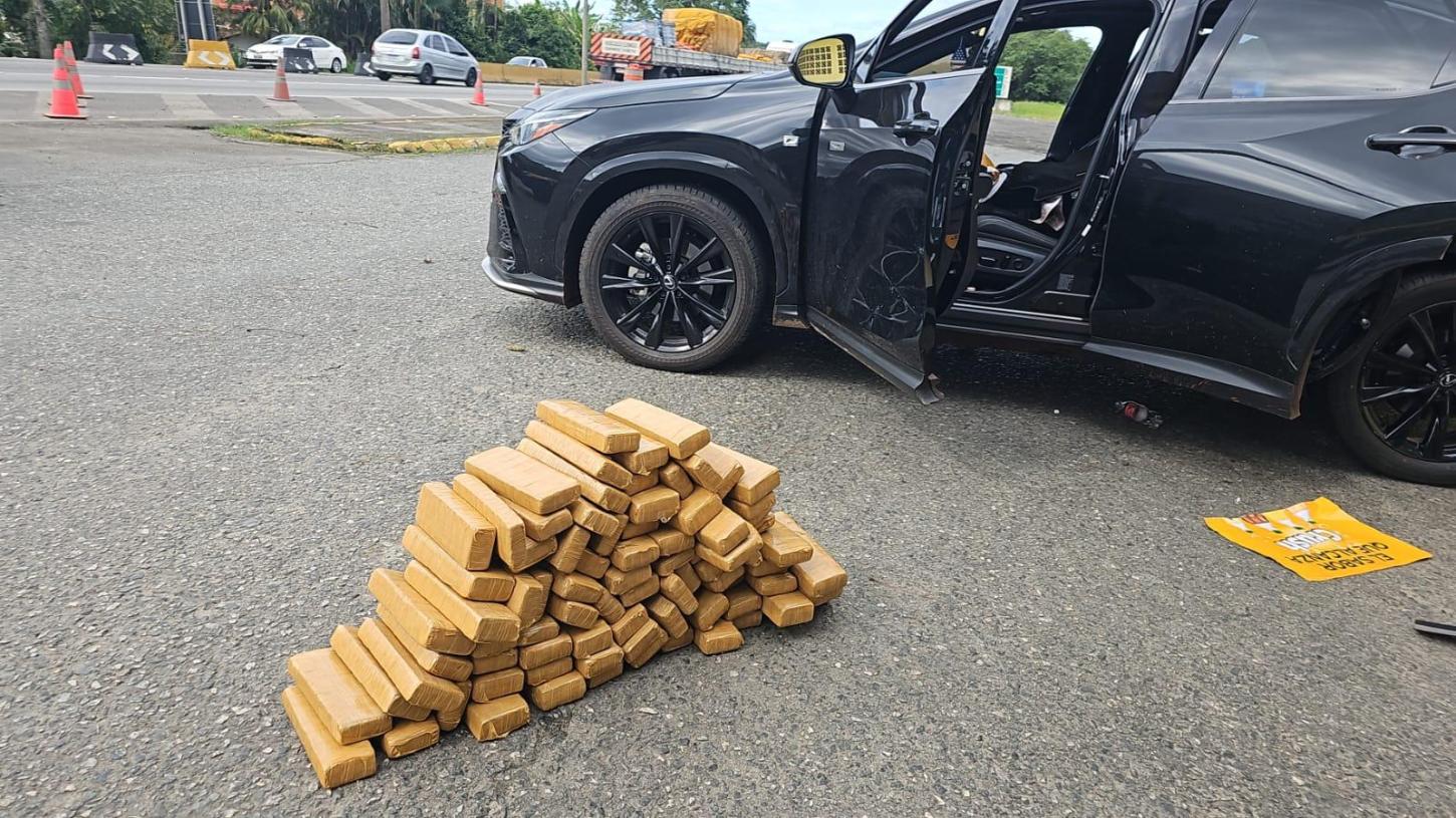 PRF apreende mais de 300 kg de maconha durante feriadão de Páscoa