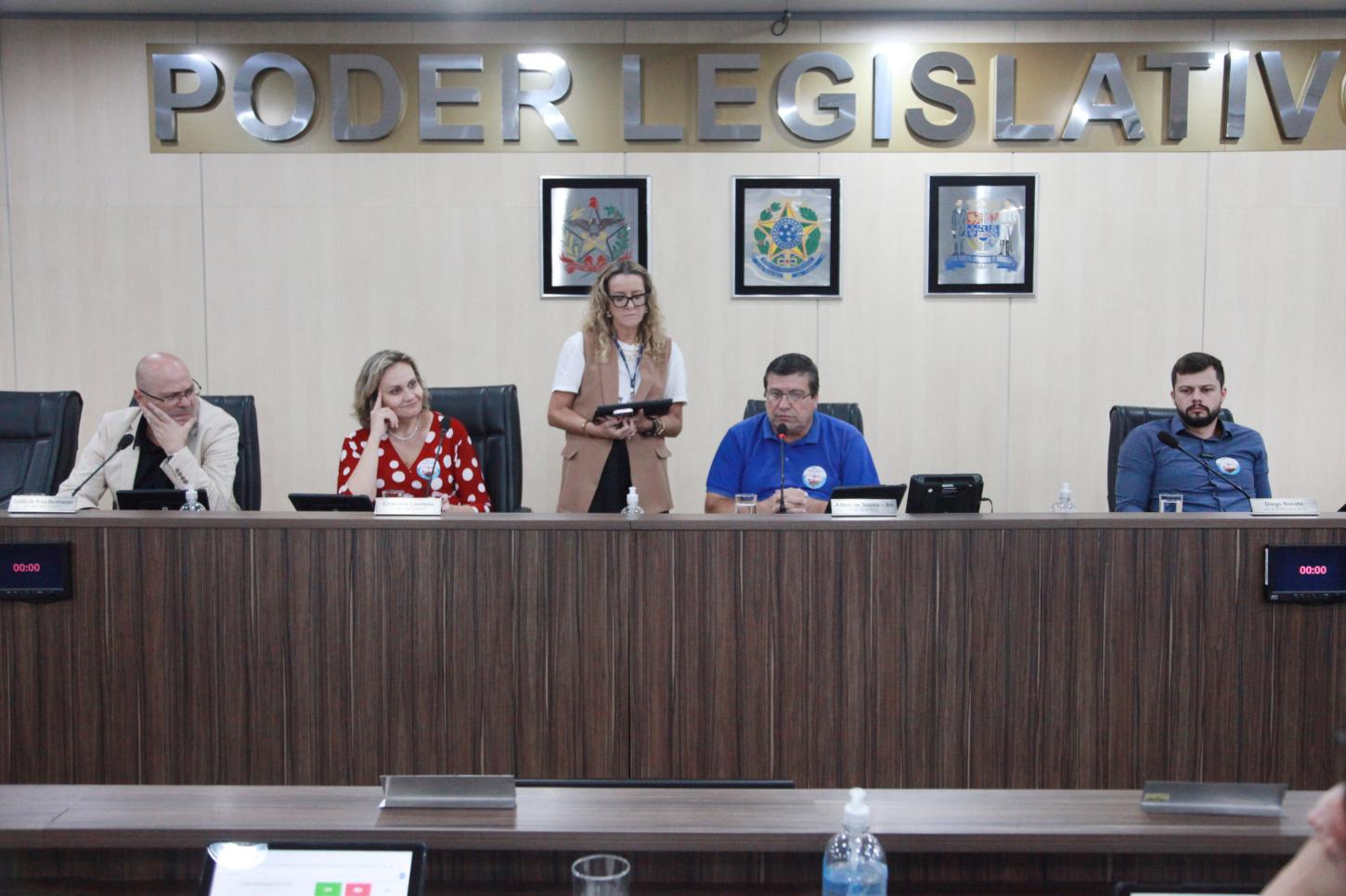 Aprovado projeto que altera Código de Posturas de Blumenau para ampliar bloqueio de acesso a lotes baldios