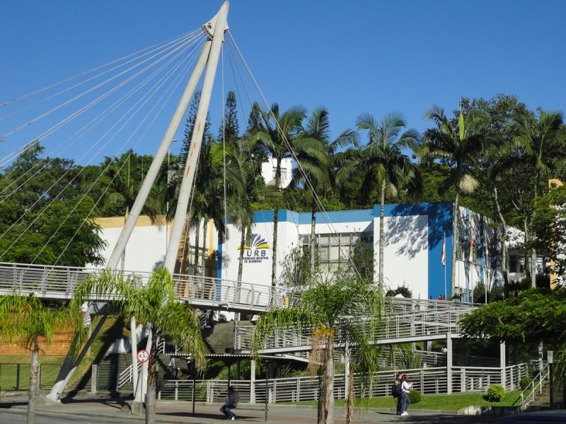 Curso de medicina da Furb será homenageado em sessão solene nesta terça-feira (20)