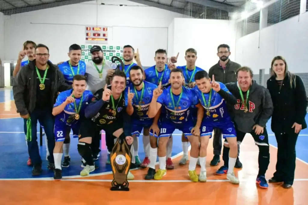 Disputa acirrada marca finais do Campeonato Municipal de Futsal 2025