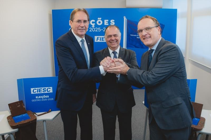 Gilberto Seleme é eleito no novo presidente da Fiesc