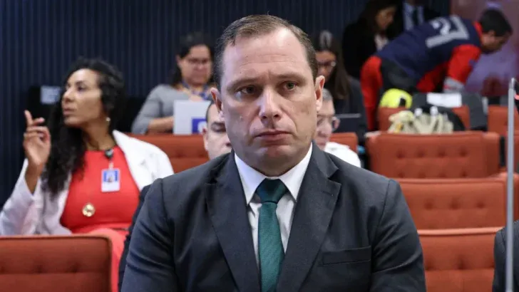 O Supremo Tribunal Federal (STF) revogou a prisão do tenente-coronel Mauro Cid na manhã desta sexta-feira (13).