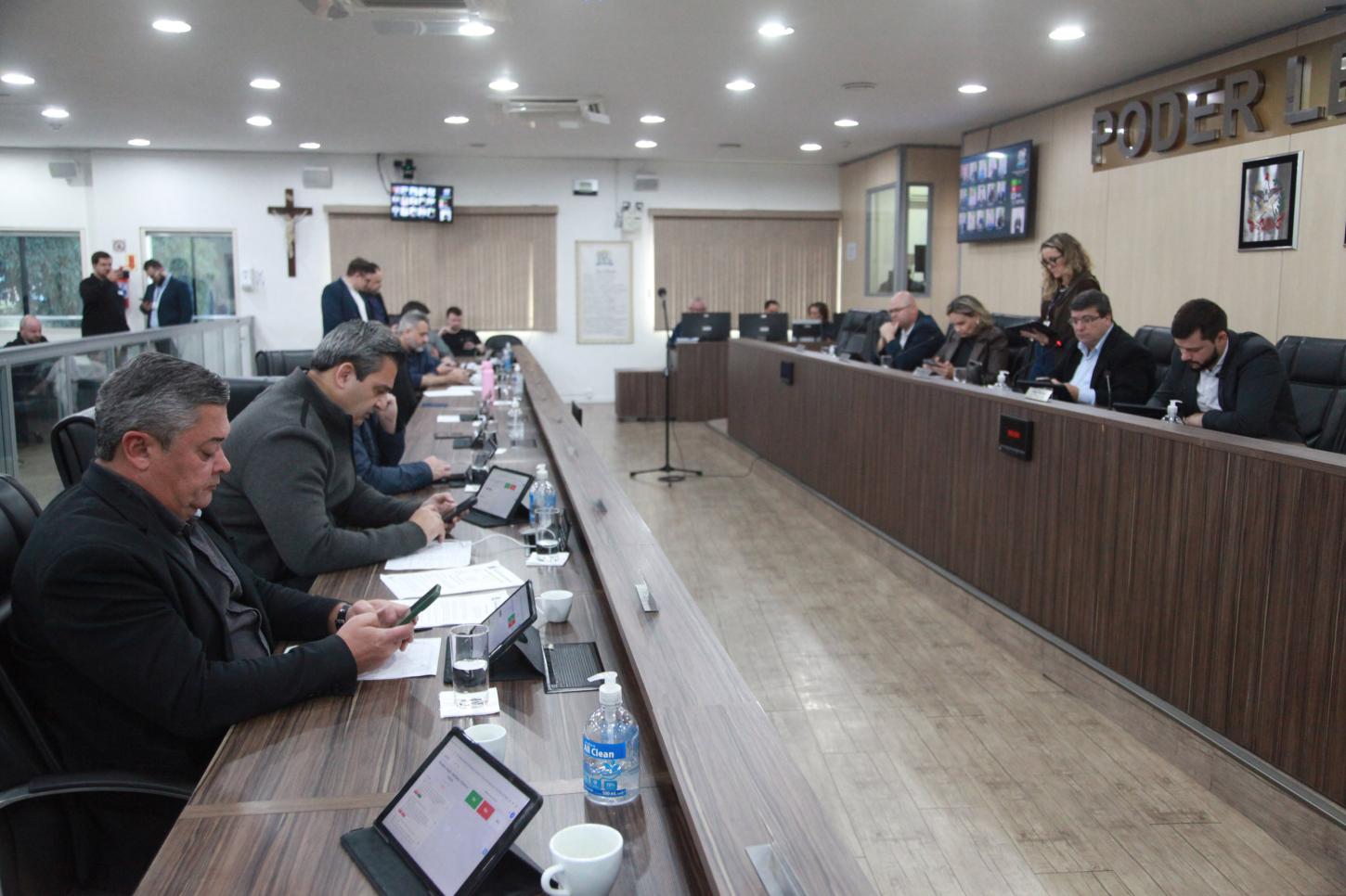 Vereadores aprovam instalação de câmeras nas escolas municipais