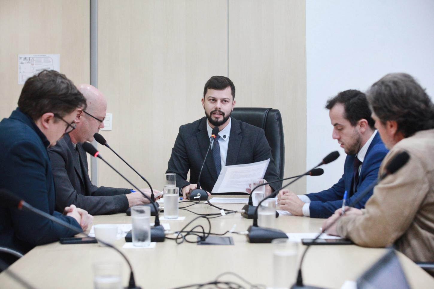 CPI do Esgoto define o primeiro convidado da AGIR e lista documentos solicitados aos envolvidos na prestação do serviço