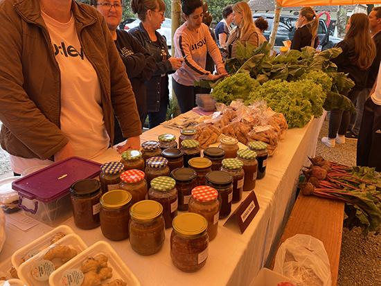 Feirinha com produtores rurais movimenta a 2ª edição do Cultura na Praça