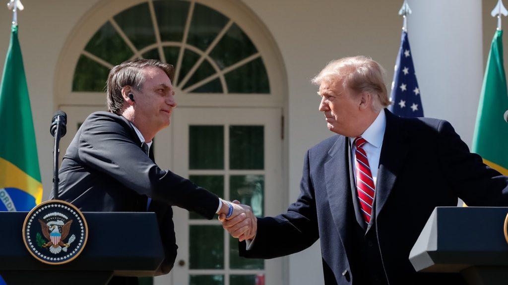 Trump, Bolsonaro e a ameaça à democracia: uma aliança pelo autoritarismo