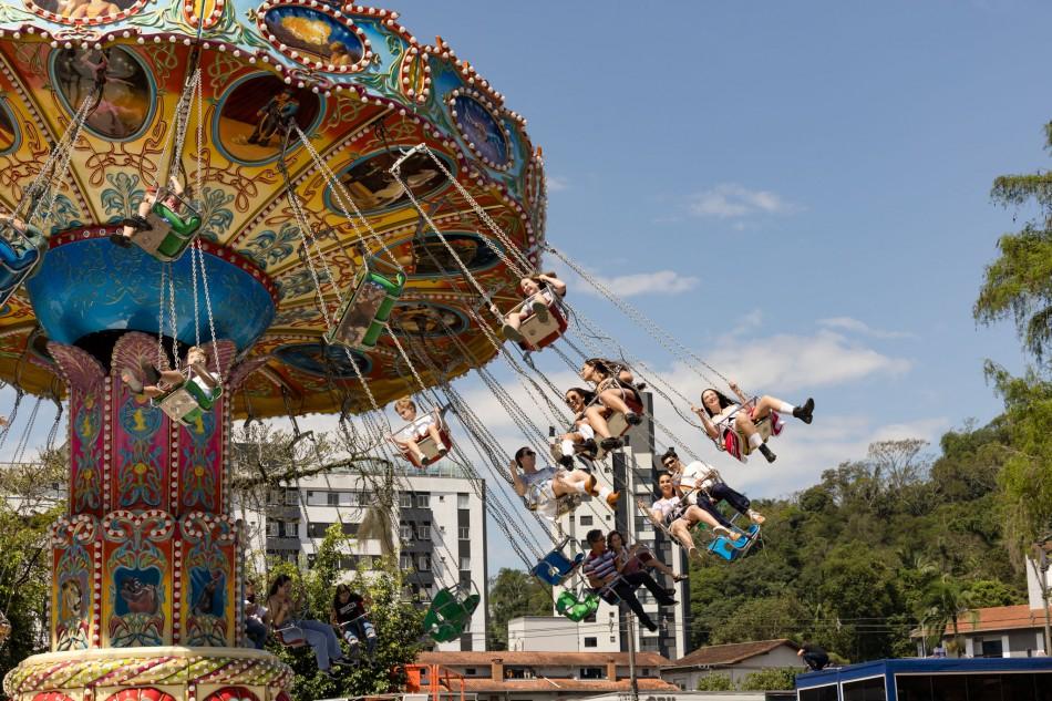 Oktoberfest Blumenau anuncia os valores dos brinquedos da 40ª edição.