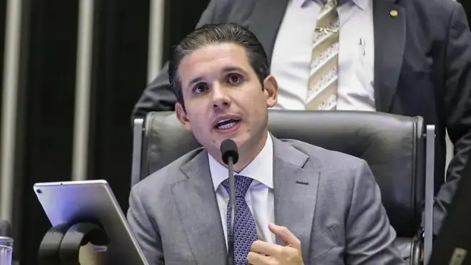 PEC da Blindagem: A Consolidação da Impunidade Parlamentar