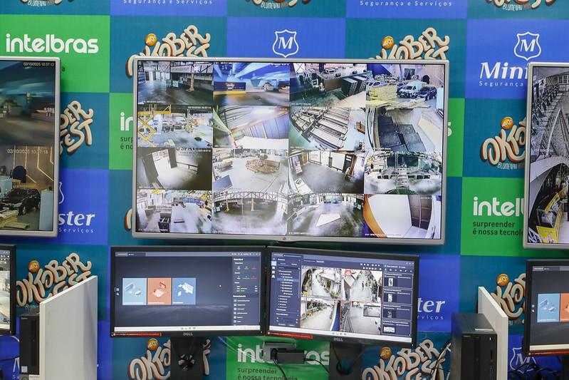 Ação integrada garante recuperação de todos os celulares furtados na Oktoberfest Blumenau