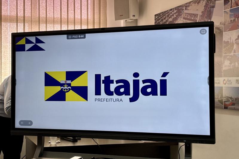 “ITAJAÍ É AGORA”: BANDEIRA DE ITAJAÍ É VALORIZADA NA NOVA IDENTIDADE VISUAL DO MUNICÍPIO