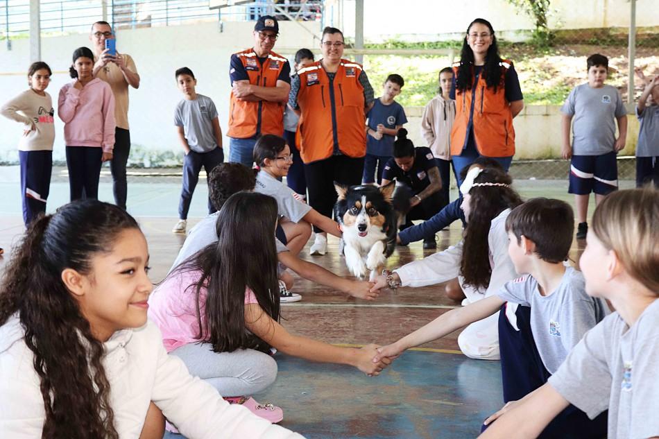 Mascote da Defesa Civil completa seis meses de atividade nos projetos educativos
