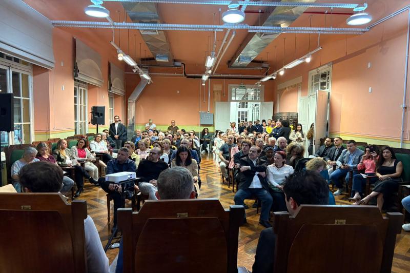 PALÁCIO MARCOS KONDER CELEBROU CEM ANOS COM HOMENAGENS, CONCERTO E EXPOSIÇÃO