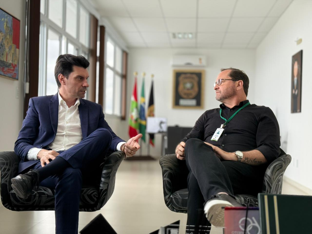 Prefeito Flávio Buzzi articula junto ao Governo de SC mais um delegado e ampliação da estrutura da Polícia Civil