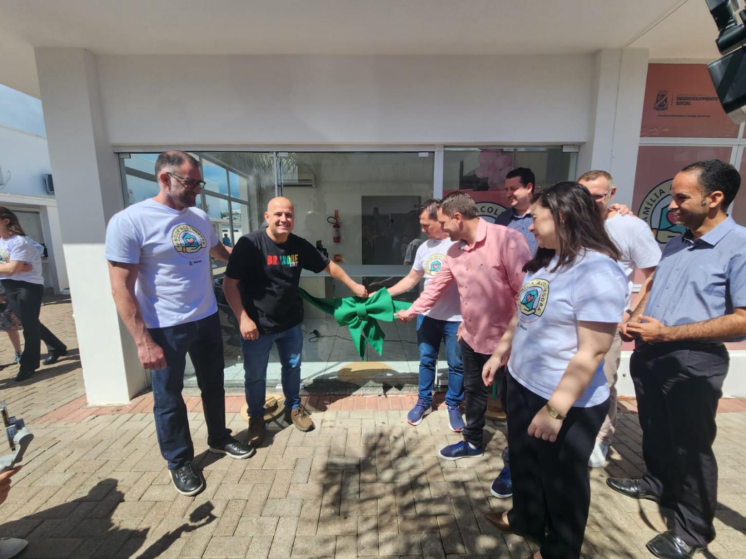 Prefeitura inaugura sede do Serviço de Família Acolhedora na Praça da Cidadania