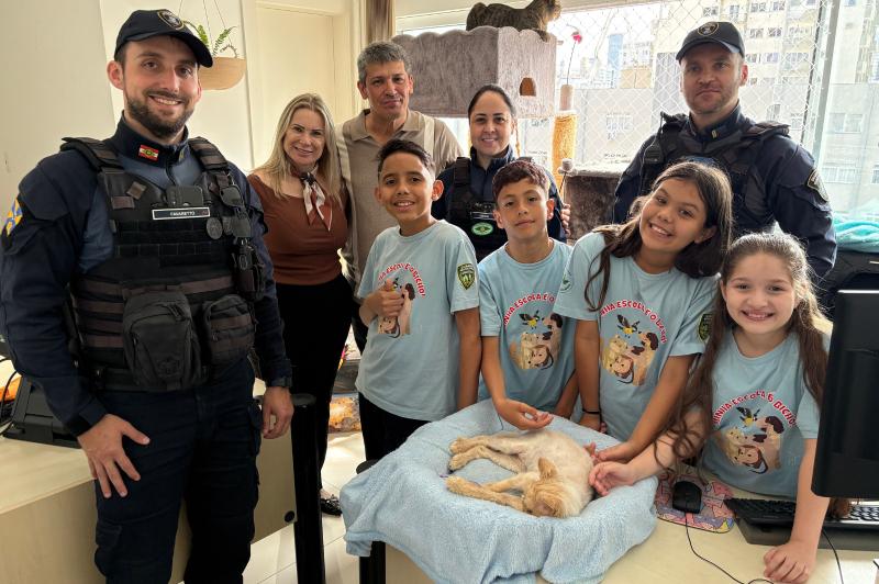 ALUNOS DO PROJETO “MINHA ESCOLA É O BICHO” VISITAM A PROCURADORIA GERAL DO ESTADO