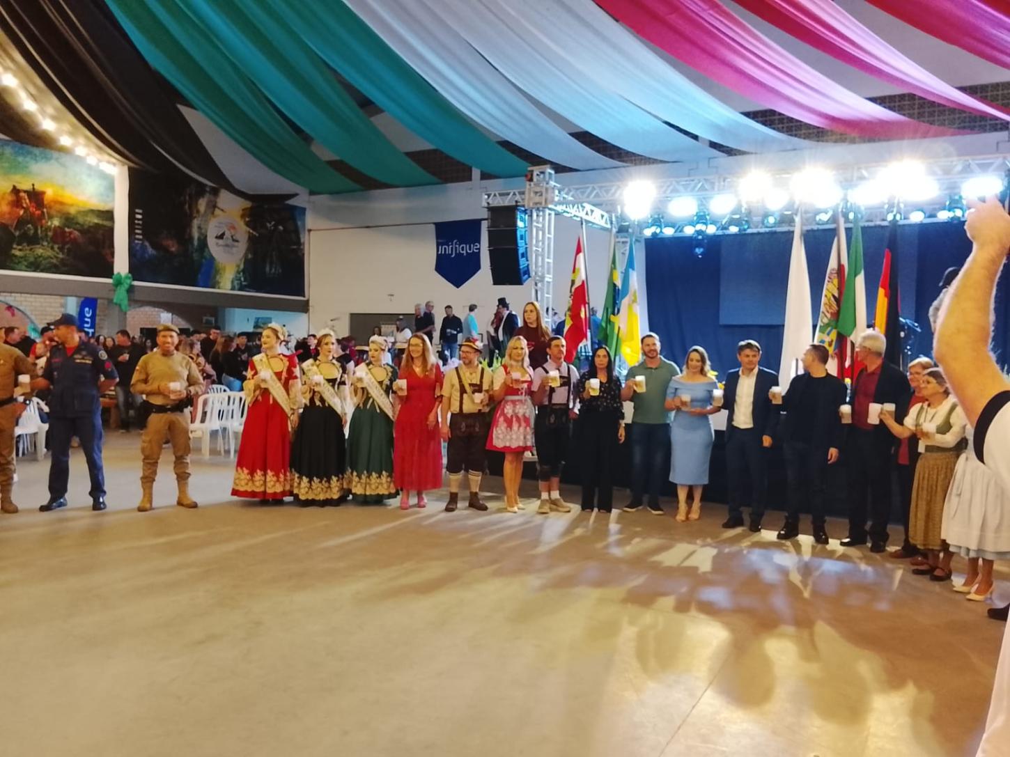 Benedito Novo celebra suas raízes na abertura da 17ª Festa das Tradições: público supera expectativas e clima é de orgulho cultural