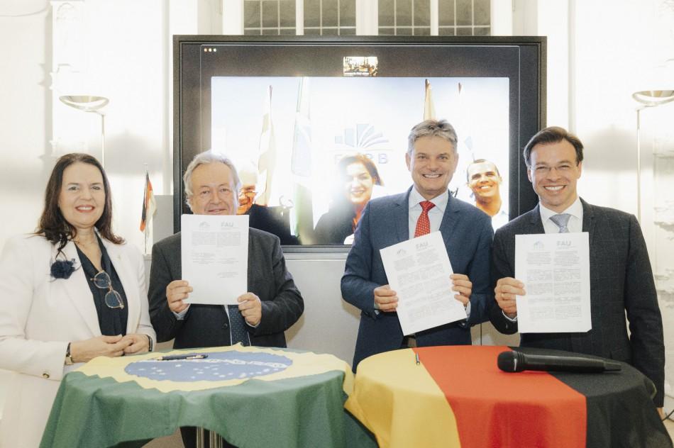 Blumenau passa a integrar conselho de fundação que promove intercâmbio cultural e acadêmico com a Alemanha.