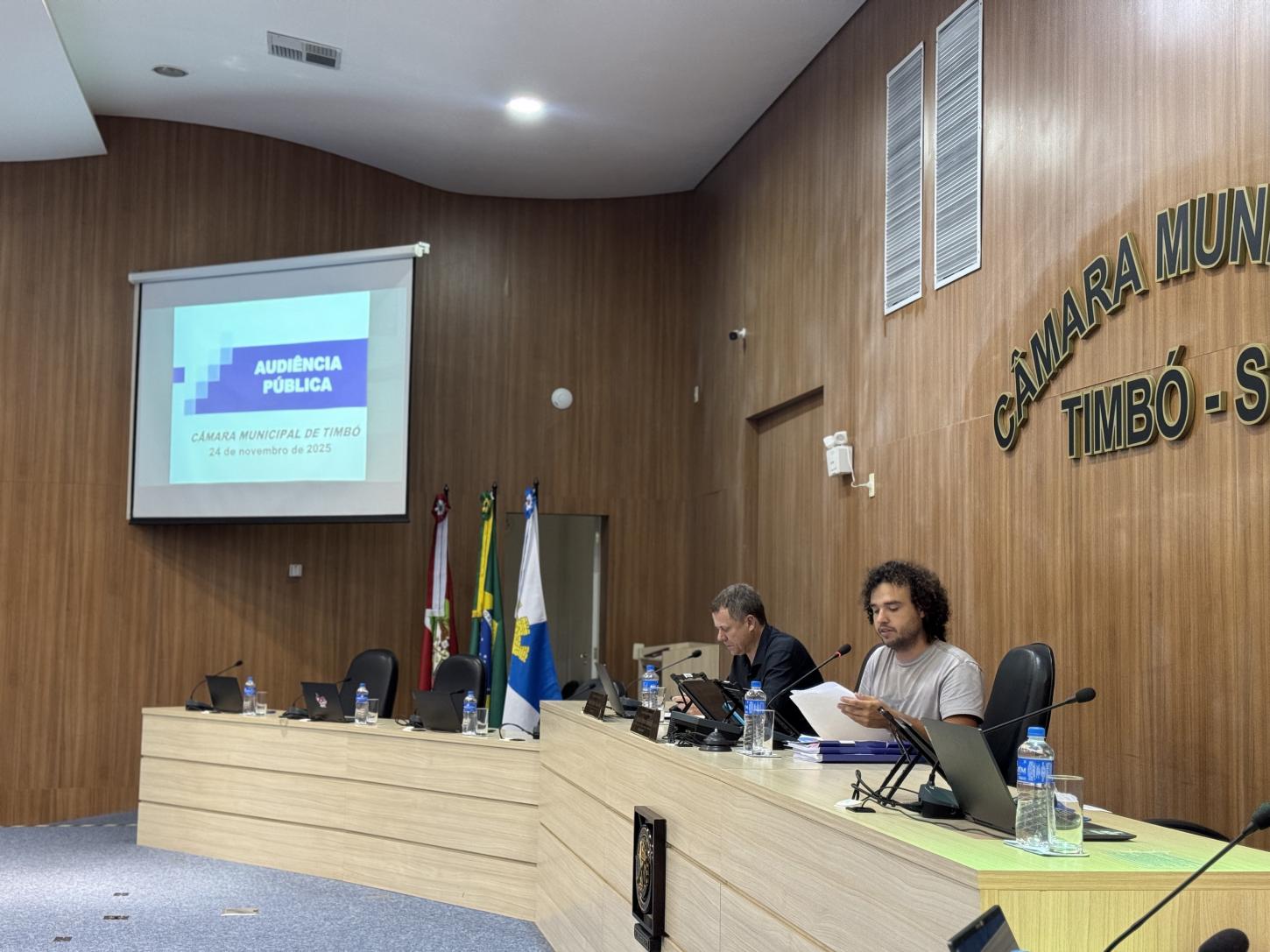 Câmara de Timbó discute Lei Orçamentária Anual do município para 2026 