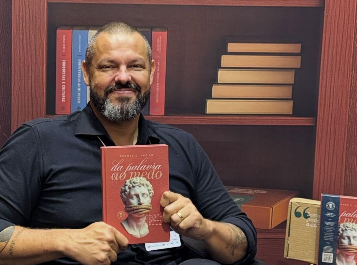Filósofo Dennys Xavier debate em Blumenau os desafios da liberdade de expressão no Brasil