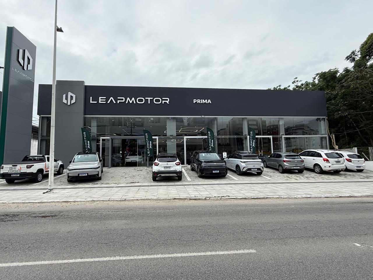 Leapmotor desembarca em Florianópolis 