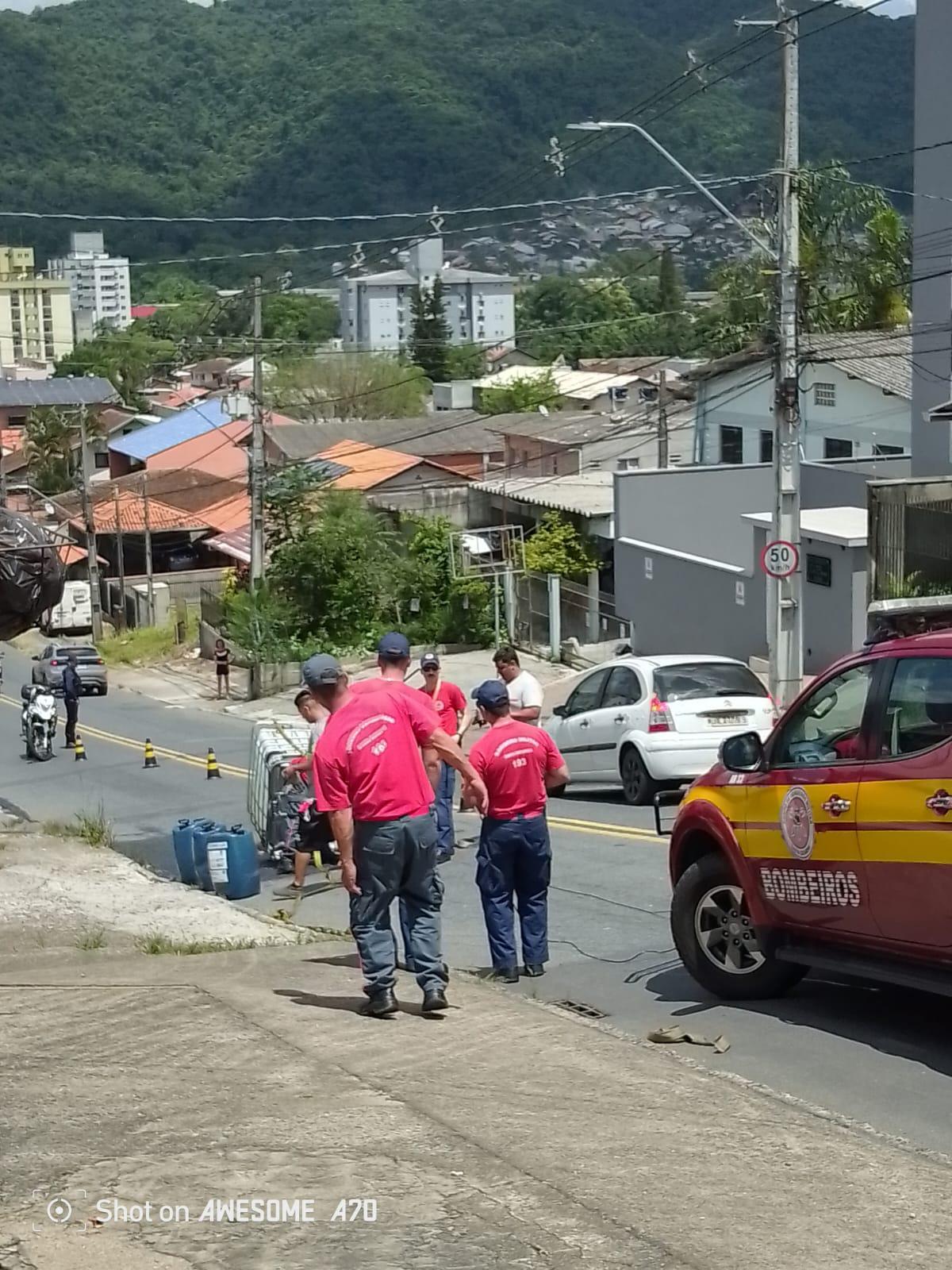 Promessas no Vento: Moradores da Rua Johann Ohf Clamam por Socorro e Cobram Ação da SMTT