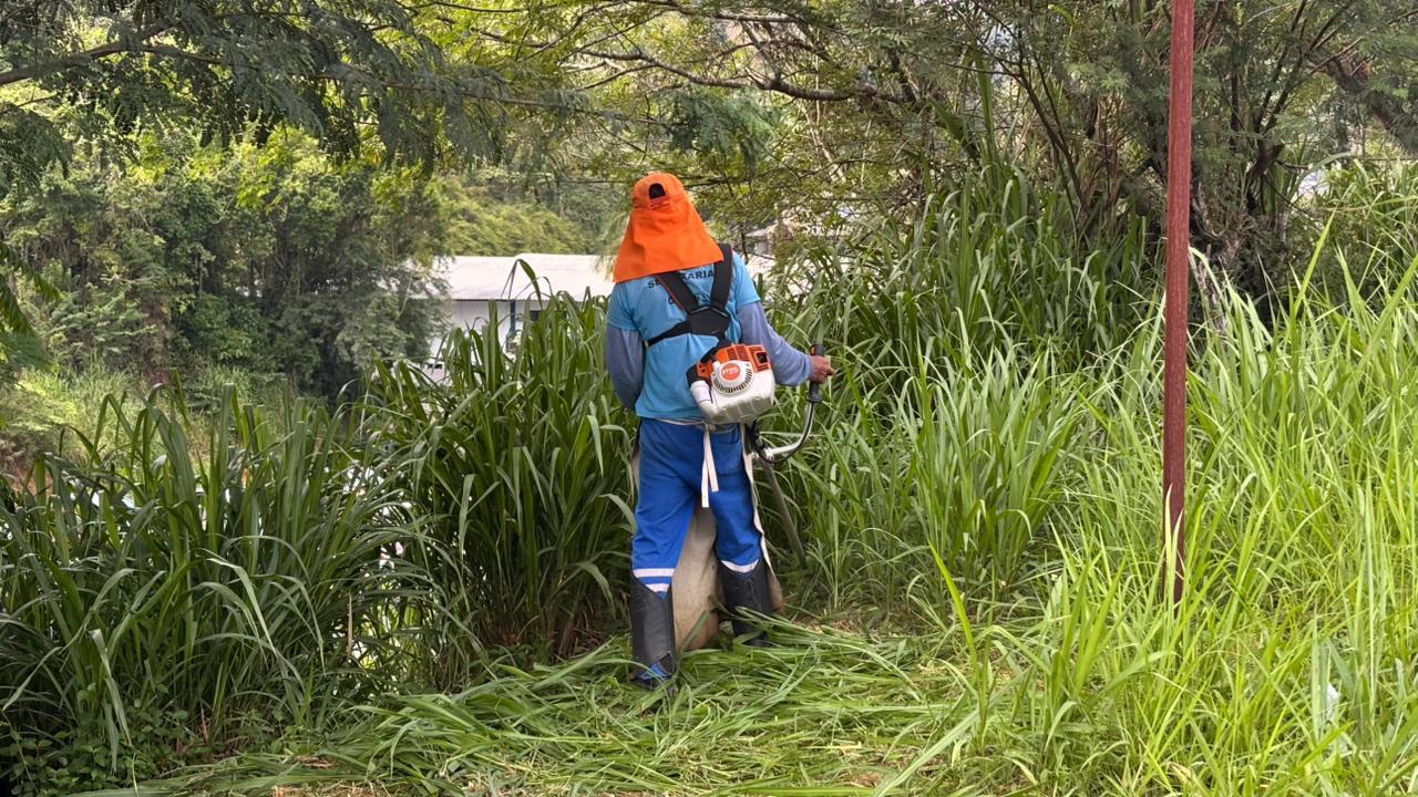 Após passar sete meses no albergue municipal, morador de Brusque encontra oportunidade no serviço público