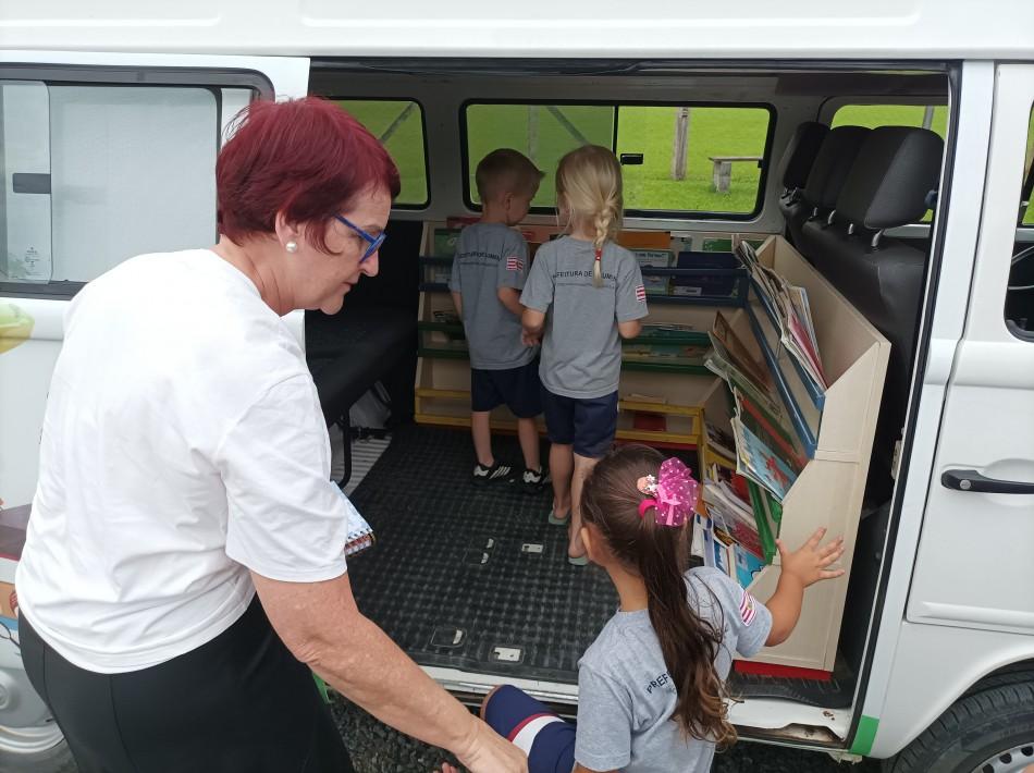 Biblioteca Ambulante retorna às atividades no dia 23 de fevereiro
