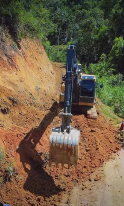 Estrada Ribeirão Prochnow é alargada e ganha mais segurança