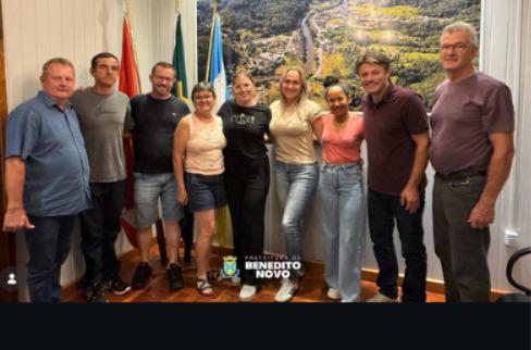 Executivo e vereadores de Benedito Novo se reuniram para alinhar pautas sobre reajustes salariais e emendas parlamentares