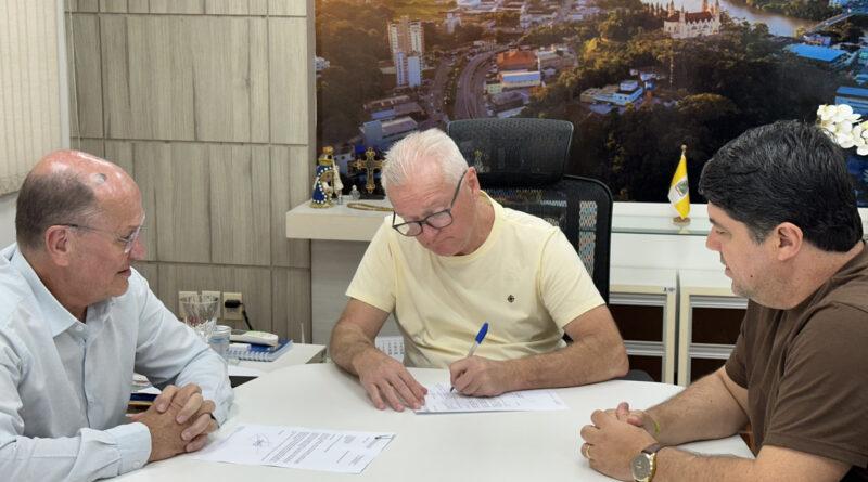 Gaspar assegura R$ 300 mil para reforçar fiscalização urbana