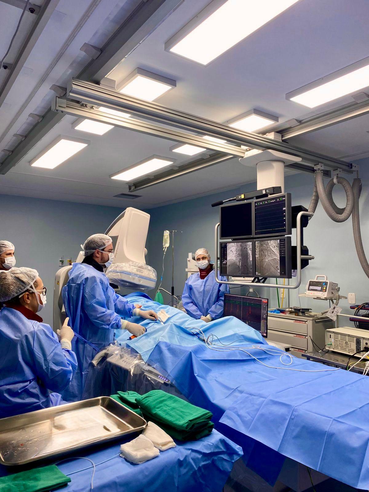 Hospital Beatriz Ramos e Instituto Cardio Neuro Vascular realizam primeiro procedimento de ablação de flutter atrial por radiofrequência da região