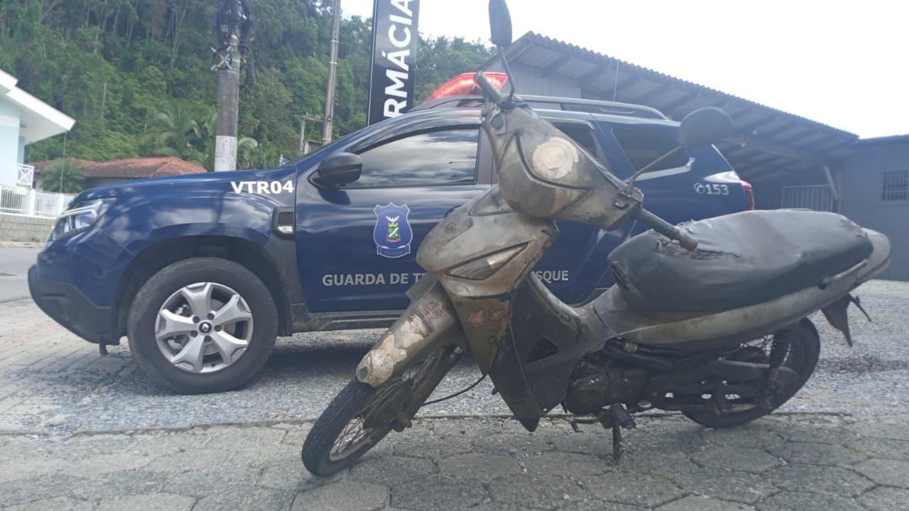 Motocicleta em situação irregular é flagrada durante ronda da GTB