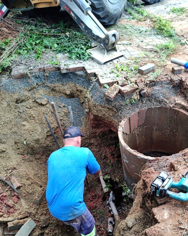 Muito trabalho como reparos em vazamentos e em asfalto, melhorias, busca por conhecimento e vários atendimentos foram realizados na semana