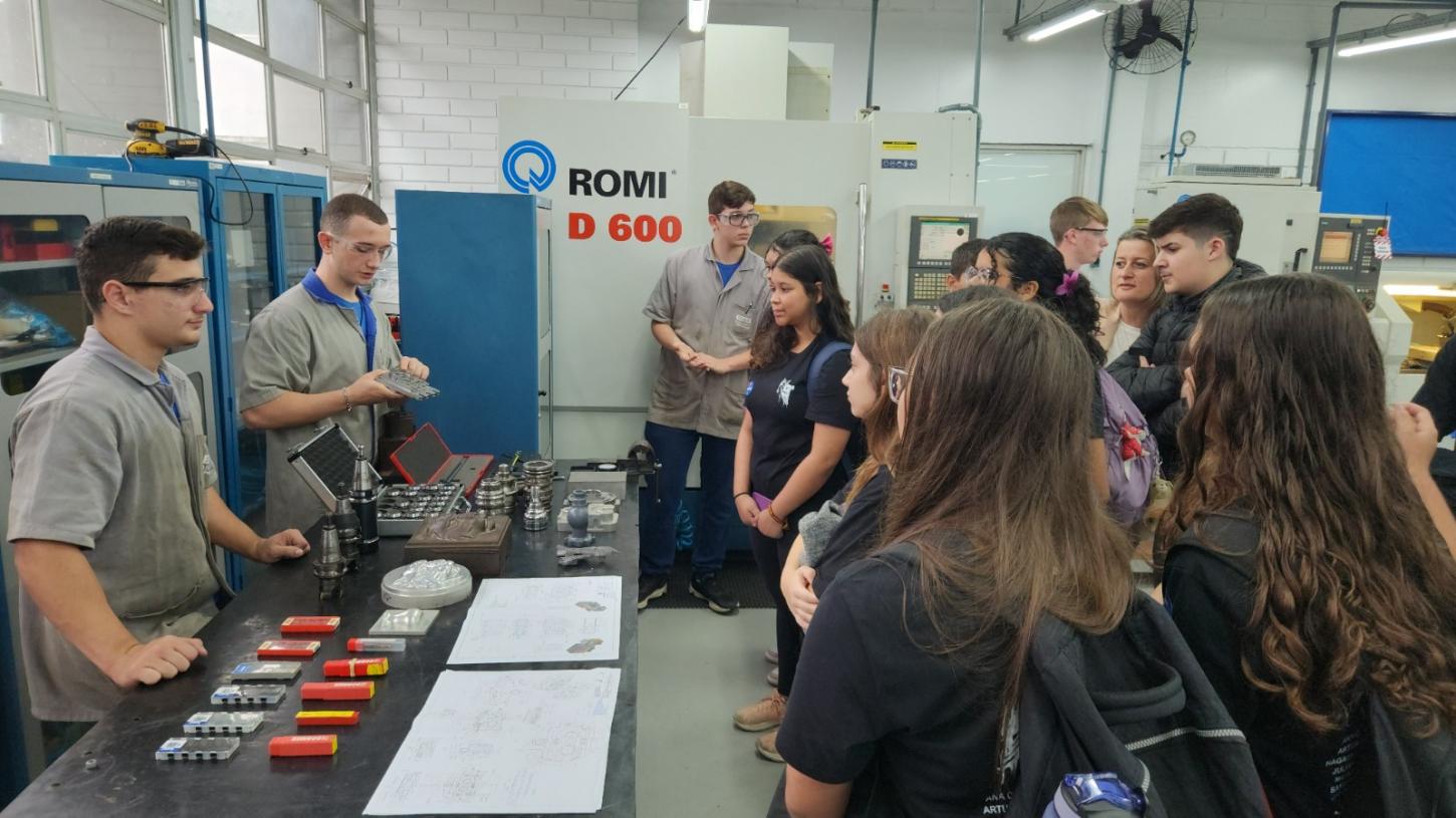 SENAI Experience convida comunidade para conhecer cursos técnicos, em Brusque