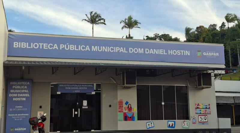 Biblioteca Municipal recebe recital como parte da programação do aniversário de Gaspar