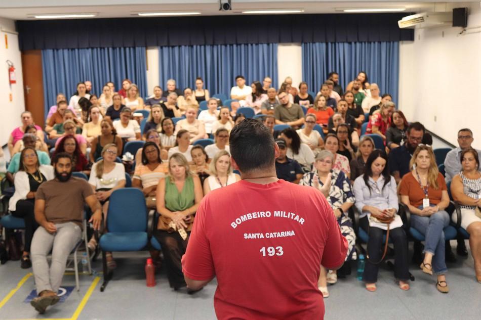 Capacitação sobre Segurança Escolar reúne educadores