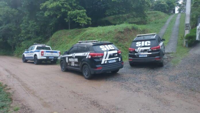 Operação contra pornografia infantil prende homem em Timbó 