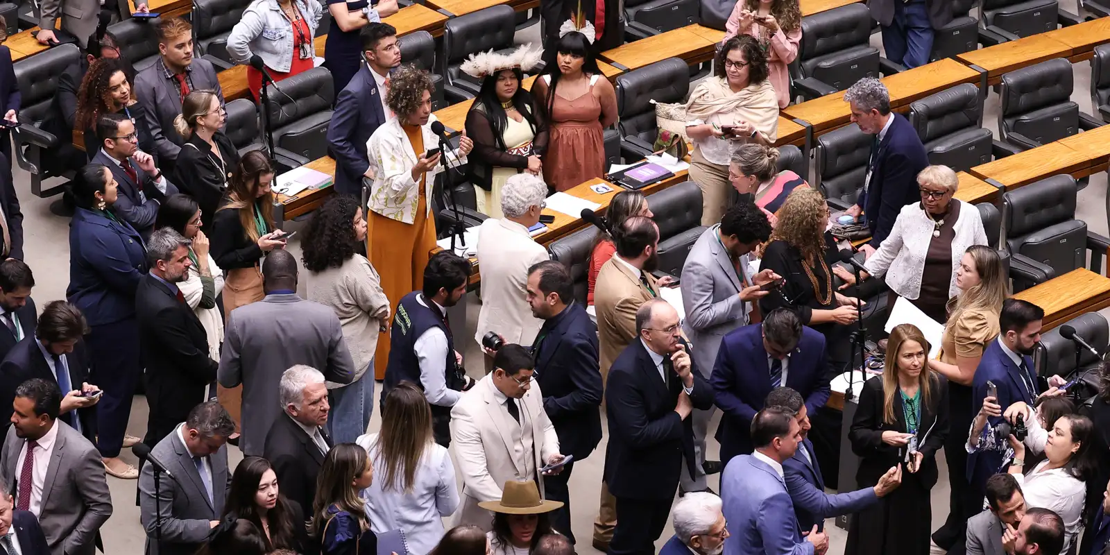 Câmara derruba veto presidencial ao PL da Dosimetria; análise do Senado é decisiva