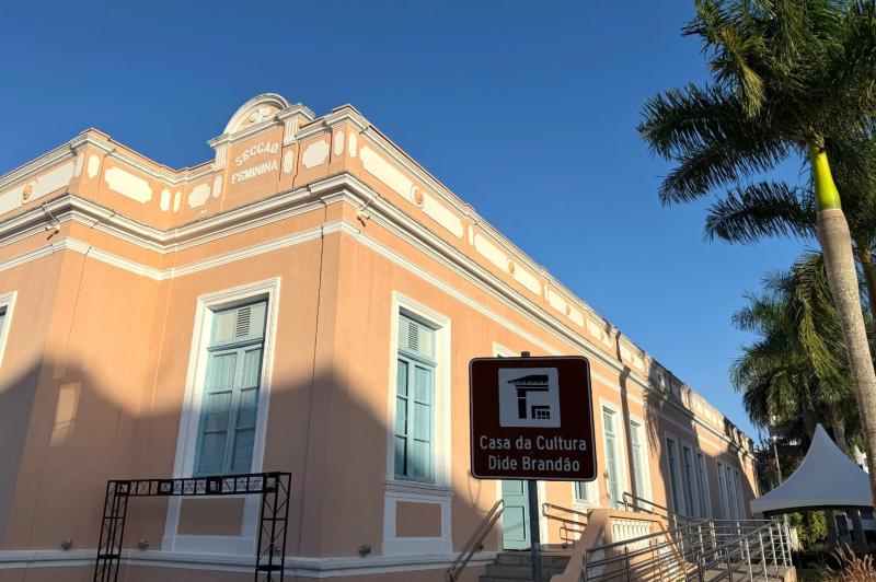 EXPOSIÇÕES DA CASA DA CULTURA AMPLIAM PRESENÇA DA ARTE CONTEMPORÂNEA EM ITAJAÍ