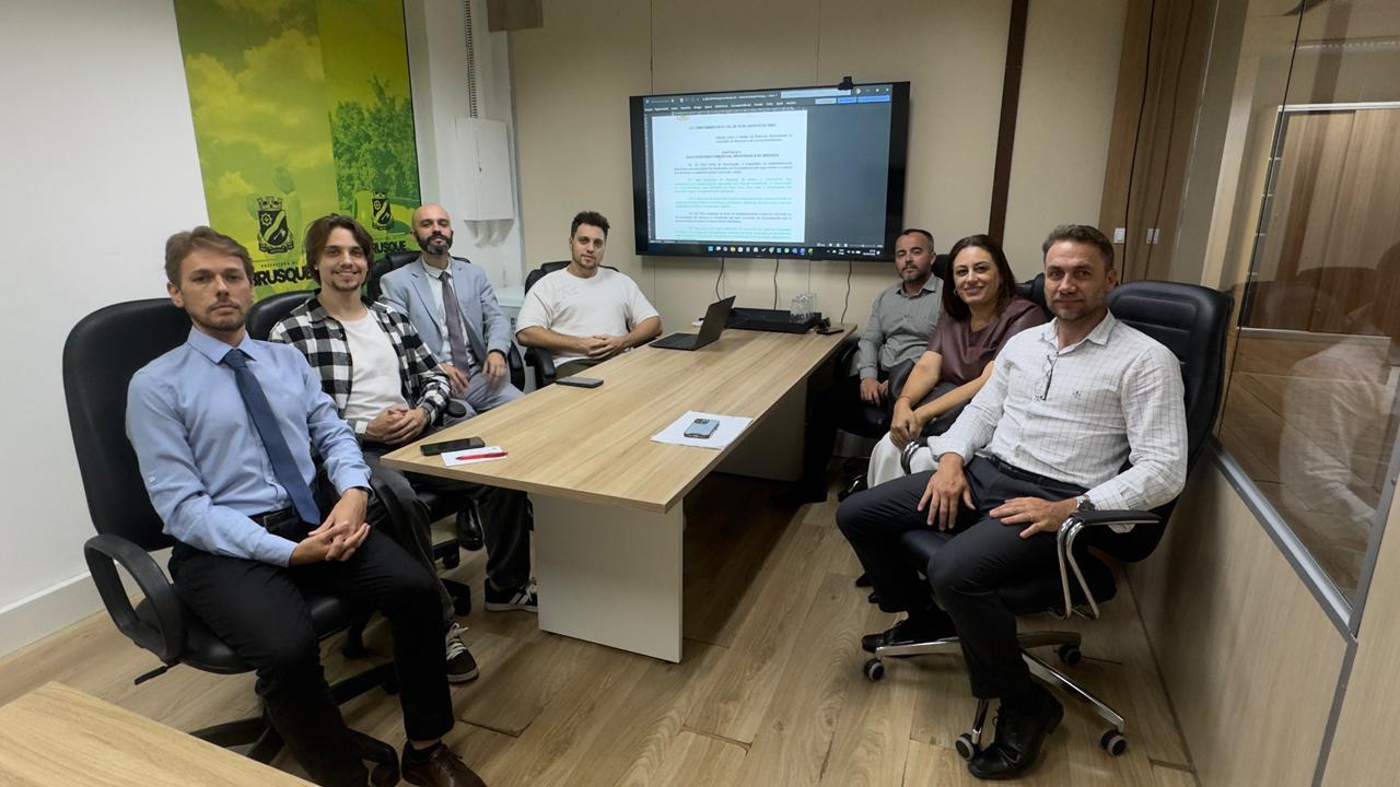 Fazenda avança na simplificação de processos com núcleo da ACIBr