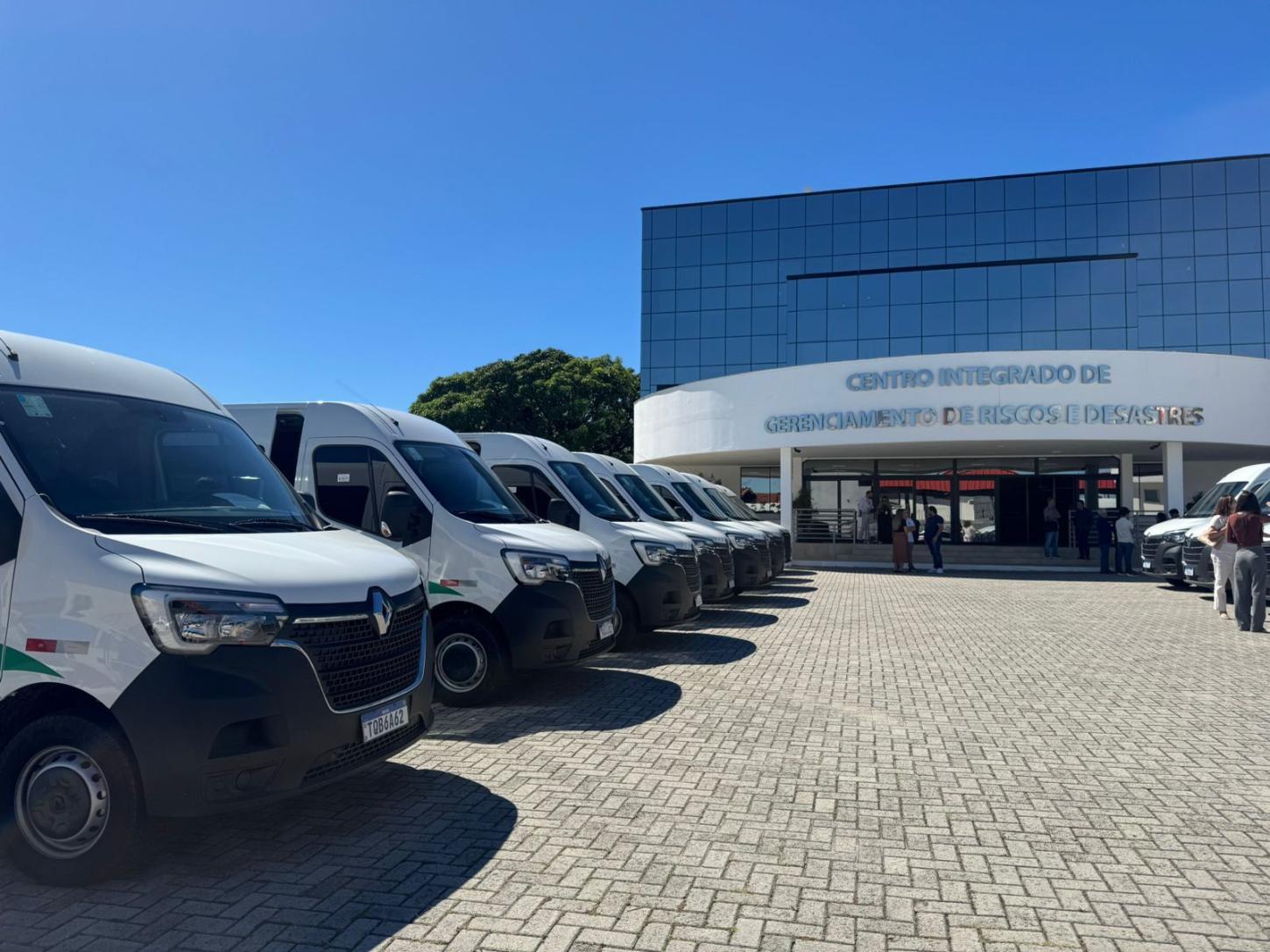 Indaial recebe nova van para reforçar transporte de pacientes