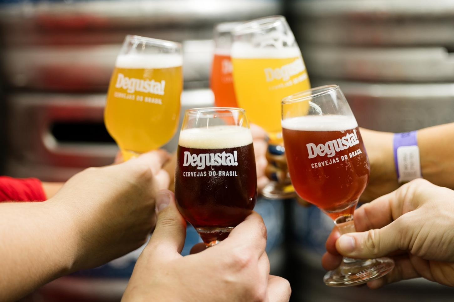 Mais de 250 cervejas diferentes por R$ 12,00 na Prainha: Degusta Beer Day acontece no próximo fim de semana em Blumenau (SC)