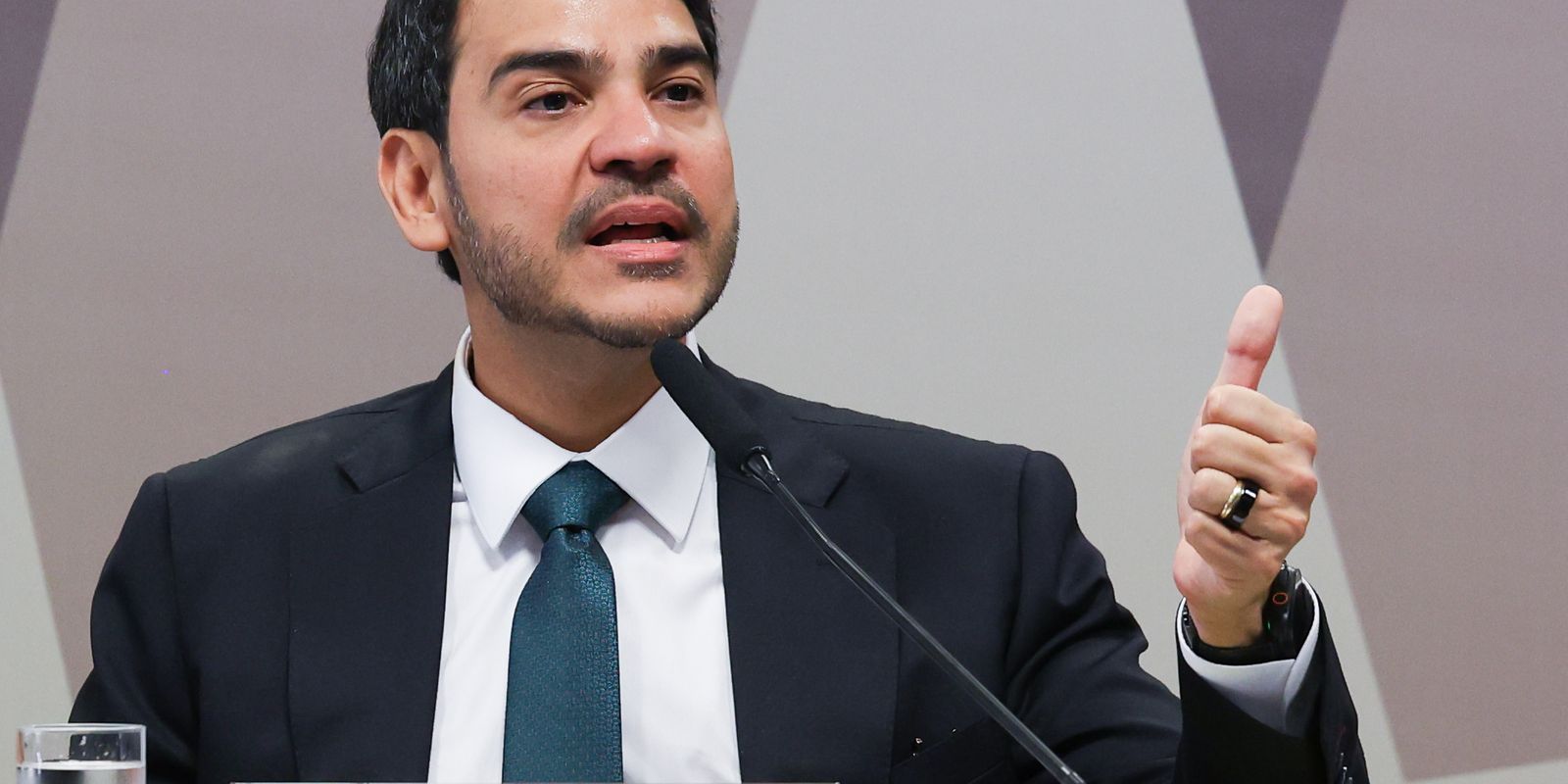 Jorge Messias defende conciliação como solução para conflitos por terra no STF